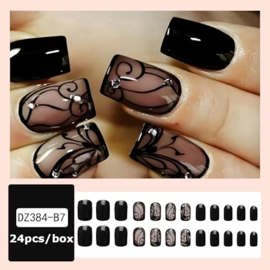 Full Cover Adhesive - เล็บปลอมแบบกดติดทรงสี่เหลี่ยมสั้น สีนู้ด แต่งลายลูกไม้สีดำ ประดับเพชรเต็มเล็บ ติดเองได้ ใช้ซ้ำได้